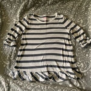 Girls Old Navy Shirt Small 6-7 Gray and White Stripe